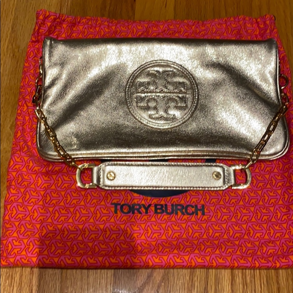 Gold reva clutch Tory Burch